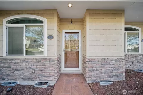 19 Eagan St, Walla Walla, WA 99362 photo 2
