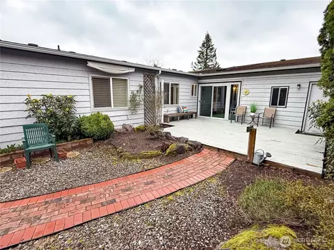 23618 N Lake Cir, Bothell, WA 98021 photo 34