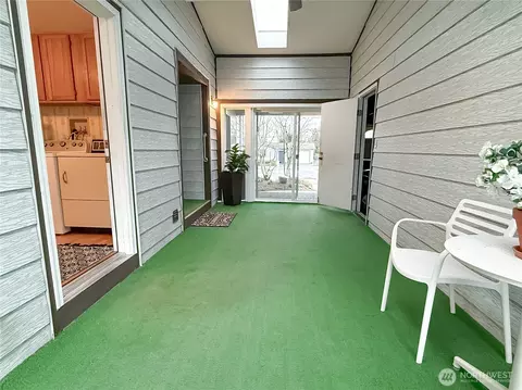 23618 N Lake Cir, Bothell, WA 98021 photo 28