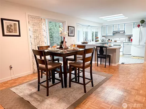 23618 N Lake Cir, Bothell, WA 98021 photo 14
