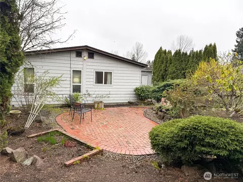 23618 N Lake Cir, Bothell, WA 98021 photo 32