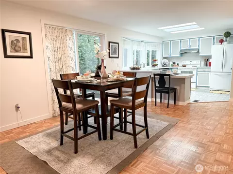 23618 N Lake Cir, Bothell, WA 98021 photo 15