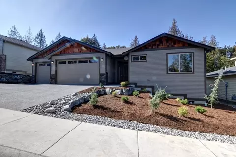1221 Brookstone Dr, Bellingham, WA 98229