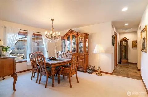 Dining - 569 Circle St, Wenatchee, WA 98801 photo 1 of 1