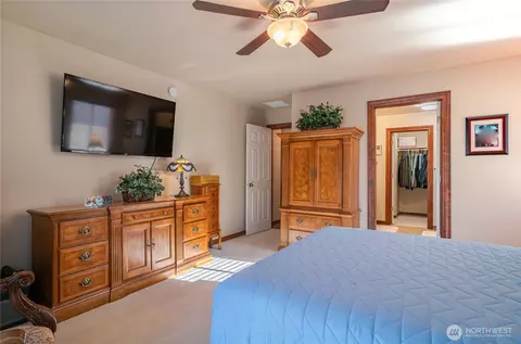 Bedroom - 569 Circle St, Wenatchee, WA 98801 photo 6 of 6
