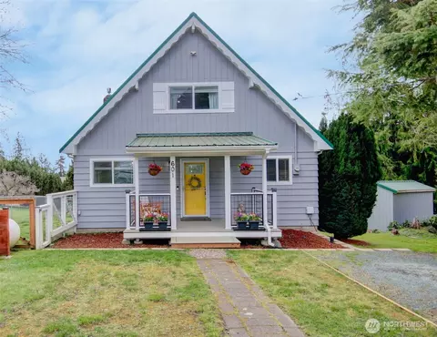 601 Olympic View Dr, Coupeville, WA 98239