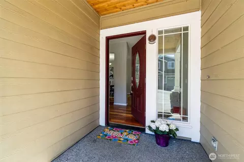 Entry Way - 22715 9th Ave SE, Bothell, WA 98021 photo 1 of 1