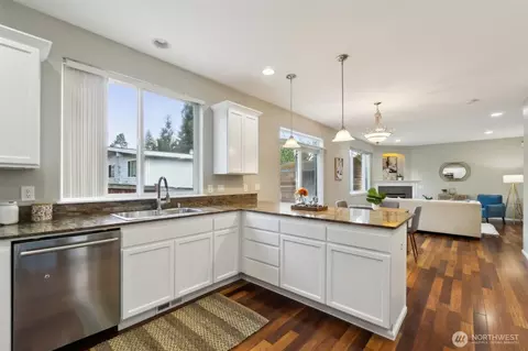 Kitchen - 22715 9th Ave SE, Bothell, WA 98021 photo 3 of 3