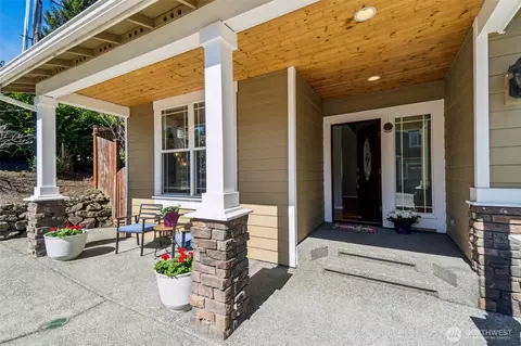 Exterior - 22715 9th Ave SE, Bothell, WA 98021 photo 2 of 3