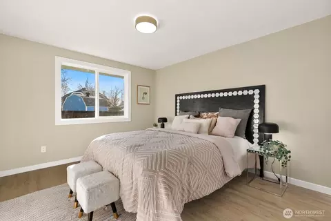Bedroom - 415 Meade Ave, Sumner, WA 98390 photo 1 of 3
