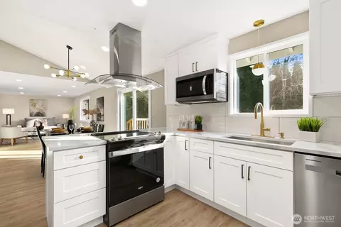 Kitchen - 415 Meade Ave, Sumner, WA 98390 photo 3 of 3