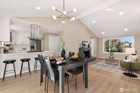 Dining - 415 Meade Ave, Sumner, WA 98390 photo 3 of 3