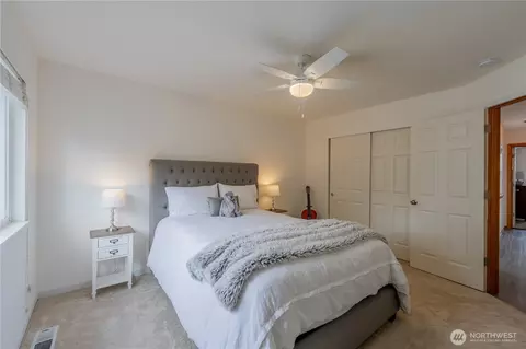 Bedroom - 5708 12th Ave W #B, Everett, WA 98203 photo 1 of 5