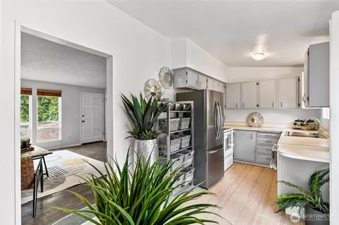 Other - 712 220th St SW, Bothell, WA 98021 photo 4 of 11