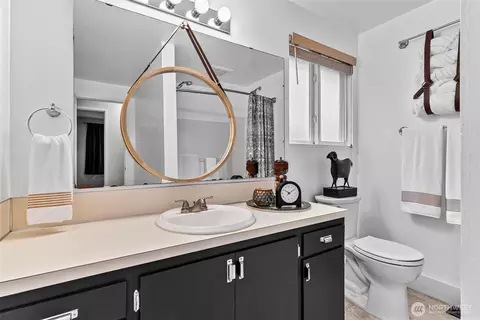 Bath - 712 220th St SW, Bothell, WA 98021 photo 1 of 1