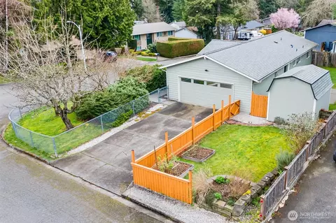 View/Area - 712 220th St SW, Bothell, WA 98021 photo 1 of 2