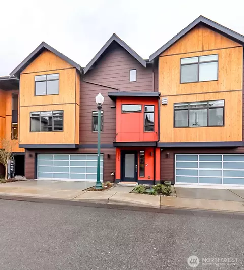 16013 1st Ave NE, Duvall, WA 98019