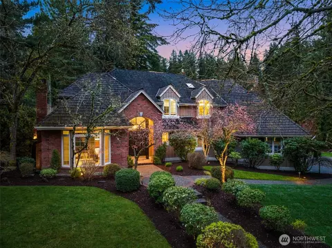 2482 196th Ave SE, Sammamish, WA 98075