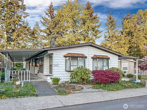 2500 S 370th St #133, Federal Way, WA 98003