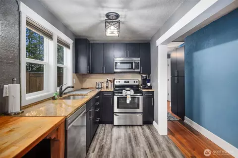 Kitchen - 311 Crown Dr, Everett, WA 98203 photo 2 of 4