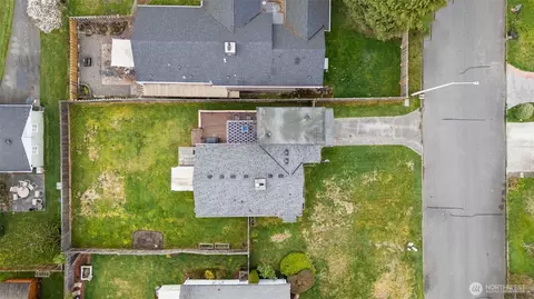 View/Area - 311 Crown Dr, Everett, WA 98203 photo 3 of 7