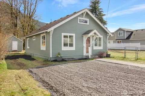 720 Givens Ave, Darrington, WA 98241