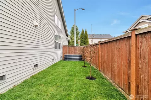 330 126th St SE, Everett, WA 98208 photo 3