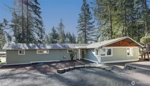 331 E Jack Pine Ln, Union, WA 98592