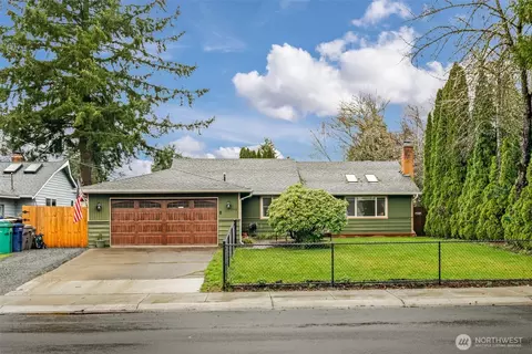 205 E Alpine St, Granite Falls, WA 98252