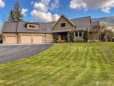 4020 S Pass Rd, Everson, WA 98247