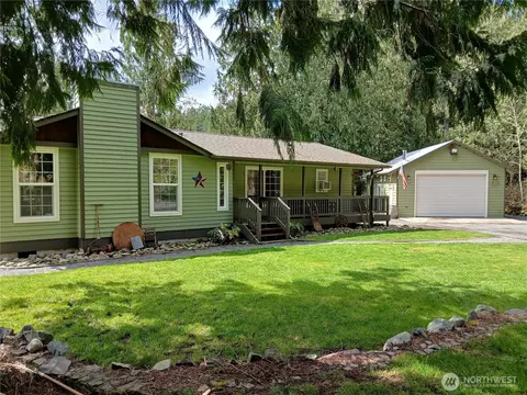 22312 133rd St Ct E, Orting, WA 98360