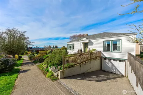 3520 SW Raymond St, Seattle, WA 98126