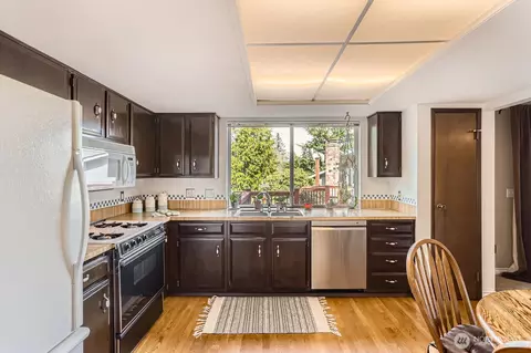 19304 90th Ave NE, Bothell, WA 98011 photo 9