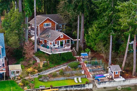 3536 Gravelly Beach Loop NW, Olympia, WA 98502