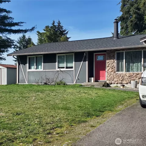 901 194th St E, Spanaway, WA 98387