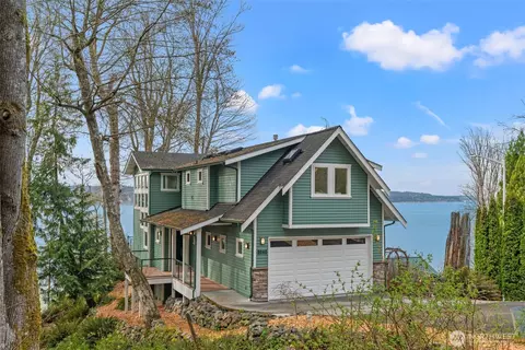 9040 61st Pl W, Mukilteo, WA 98275