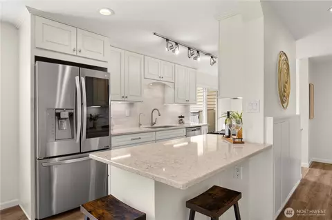 502 141 Ave SE #50, Bellevue, WA 98007