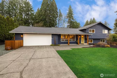 12518 SE 233rd St, Kent, WA 98031
