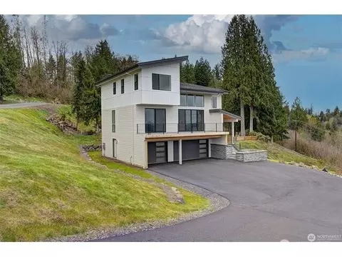 17 Parke Ln, Longview, WA 98632