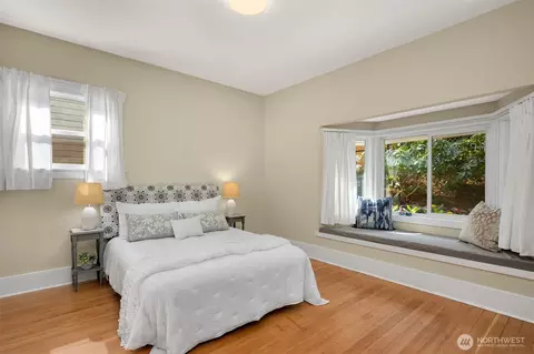 2047 24th Ave E, Seattle, WA 98112 photo 16