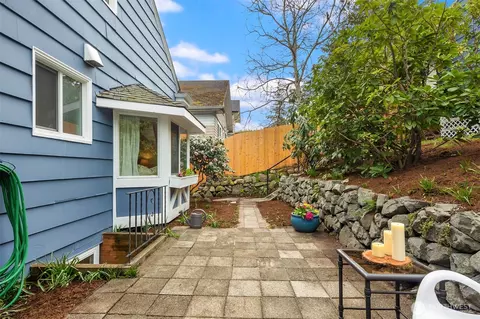 2047 24th Ave E, Seattle, WA 98112 photo 36
