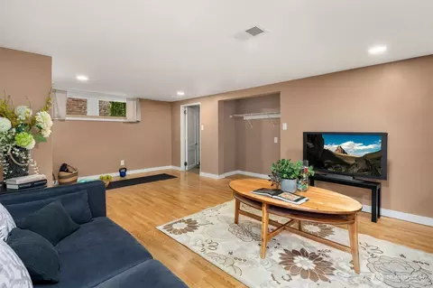 2047 24th Ave E, Seattle, WA 98112 photo 27