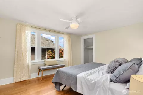 2047 24th Ave E, Seattle, WA 98112 photo 17