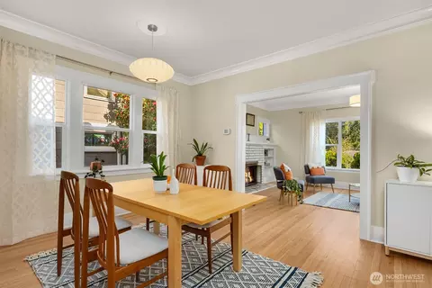 2047 24th Ave E, Seattle, WA 98112 photo 6