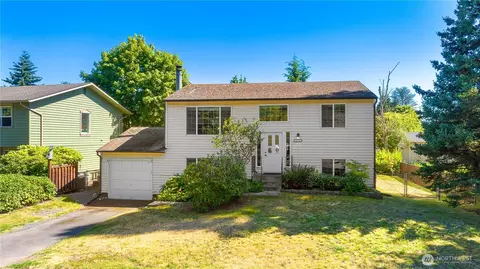 1010 205th Pl SE, Bothell, WA 98012 photo 3