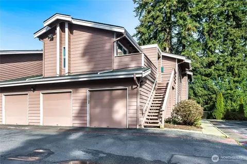 8407 18th Ave W #6-101, Everett, WA 98204