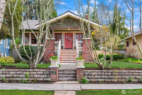 5936 42nd Ave SW, Seattle, WA 98136