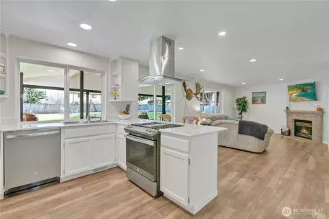 Kitchen - 14410 143rd St E, Orting, WA 98360 photo 1 of 4