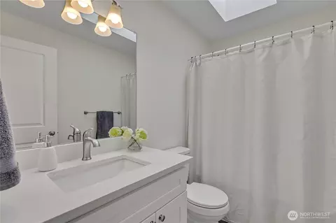 Bath - 14410 143rd St E, Orting, WA 98360 photo 5 of 5