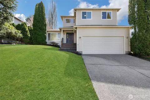 25207 Lake Wilderness Country Club Dr SE, Maple Valley, WA 98038
